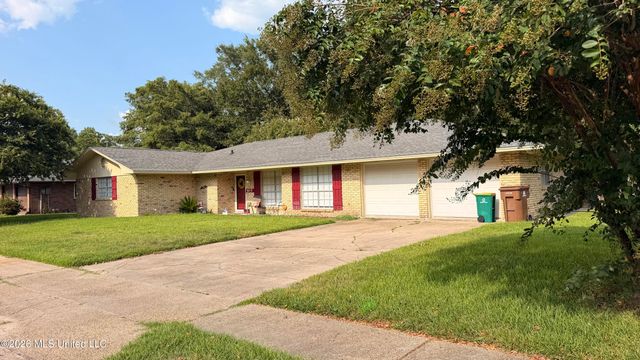 617 Briarwood Drive, Long Beach, MS 39560