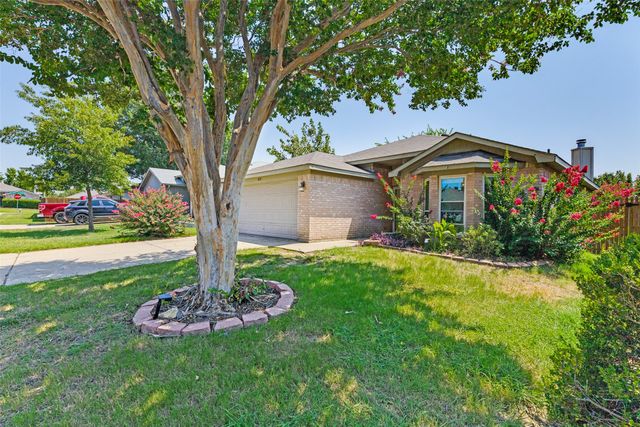8128 Broken Arrow Road, Fort Worth, TX 76137