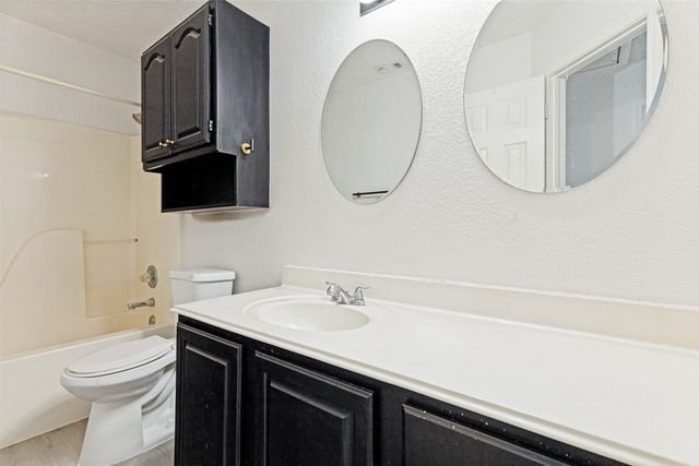 8128 Broken Arrow Road, Fort Worth, TX 76137