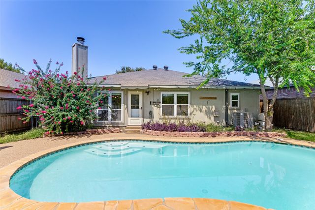8128 Broken Arrow Road, Fort Worth, TX 76137