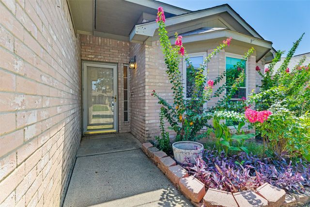 8128 Broken Arrow Road, Fort Worth, TX 76137