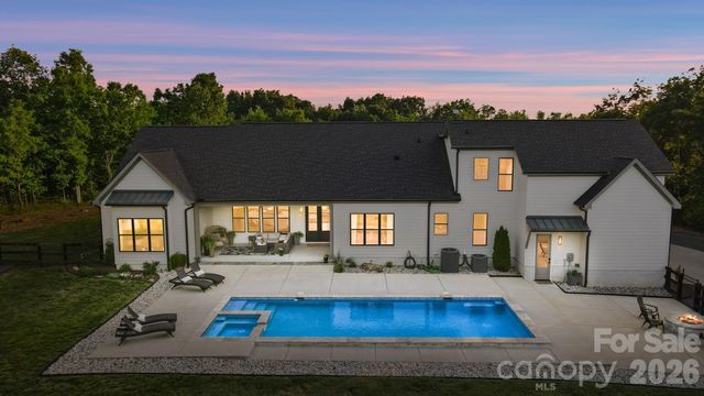 7905 Elegant Estates Drive, Mount Pleasant, NC 28124