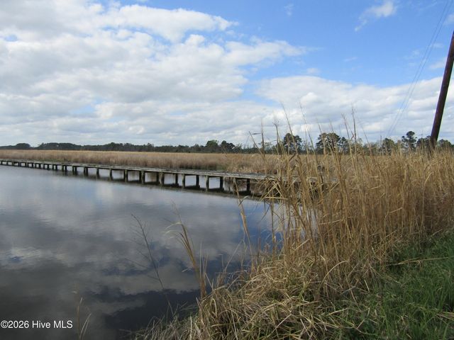 3216 Whichards Beach Road, Chocowinity, NC 27817