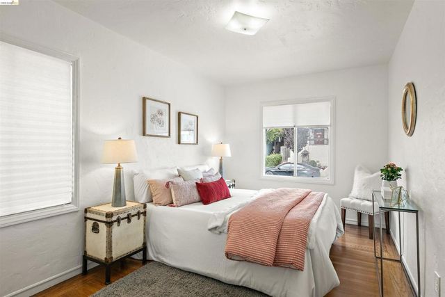 910 Pierce St, Albany, CA 94706