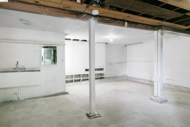 910 Pierce St, Albany, CA 94706
