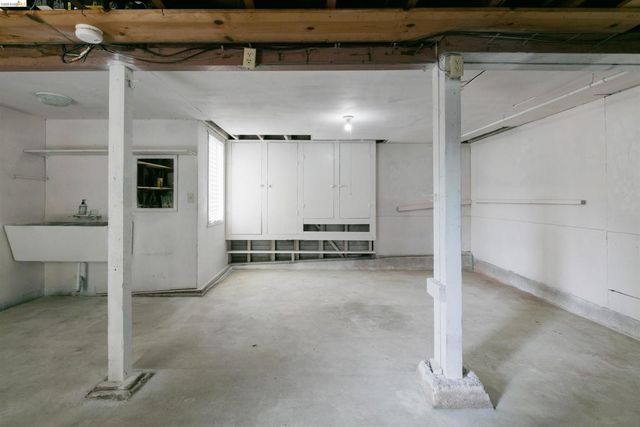 910 Pierce St, Albany, CA 94706