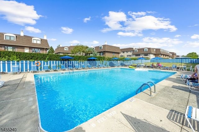 605 Grove St 1, Clifton City, NJ 07013