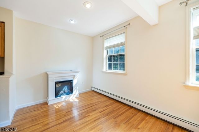 605 Grove St 1, Clifton City, NJ 07013
