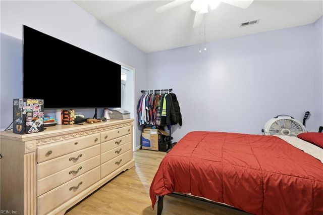 102 Herons CV, Carrollton, VA 23314