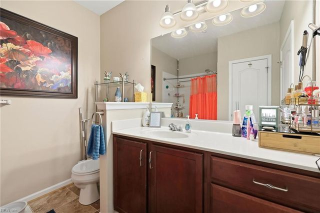 102 Herons CV, Carrollton, VA 23314