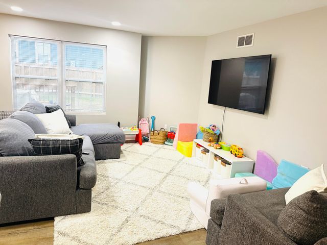 2005 Leslee Way, Lawrenceburg, KY 40342