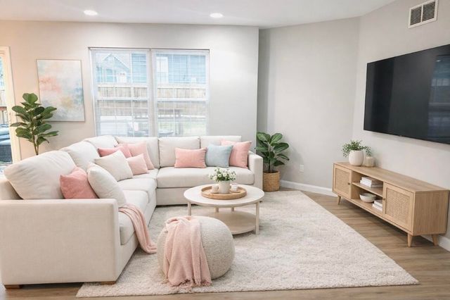 2005 Leslee Way, Lawrenceburg, KY 40342