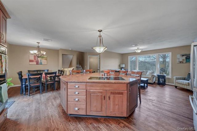 215 Prospect Road, Monroe, NY 10950