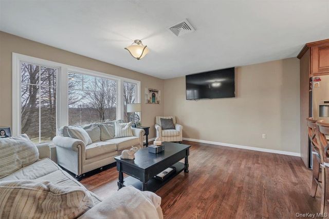 215 Prospect Road, Monroe, NY 10950