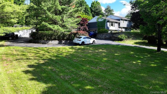 215 Prospect Road, Monroe, NY 10950