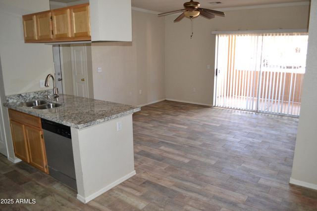 5401 E VAN BUREN Street 1011, Phoenix, AZ 85008