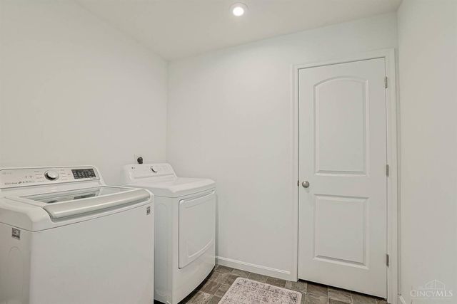 7009 Briarcliff Court, Hamilton Twp, OH 45039