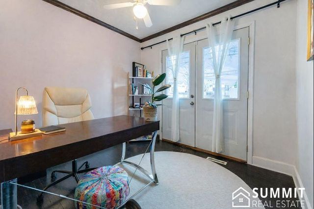 900 S 48th Street, Lincoln, NE 68510