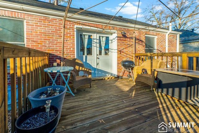 900 S 48th Street, Lincoln, NE 68510