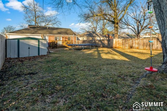 900 S 48th Street, Lincoln, NE 68510