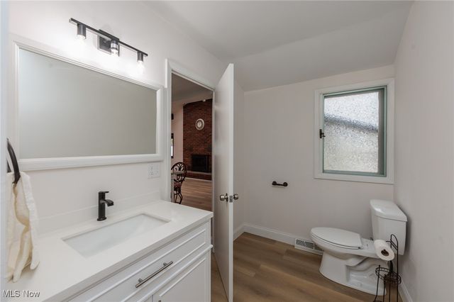 11183 Johnson Drive, Parma, OH 44130