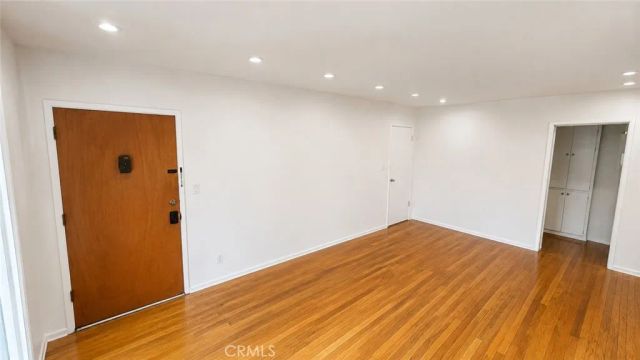 1132 S Holt 7, Los Angeles, CA 90035