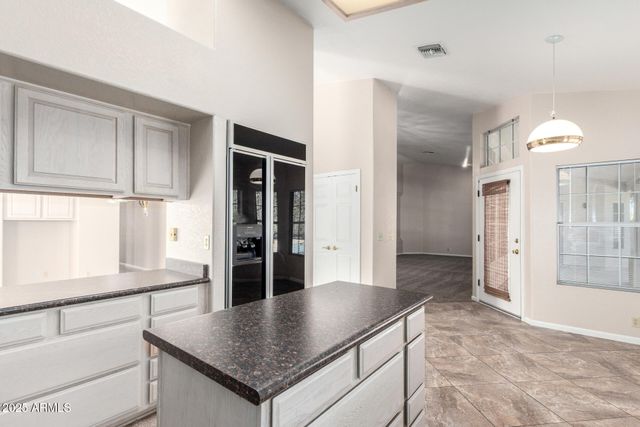 12349 N 71st Drive, Peoria, AZ 85381