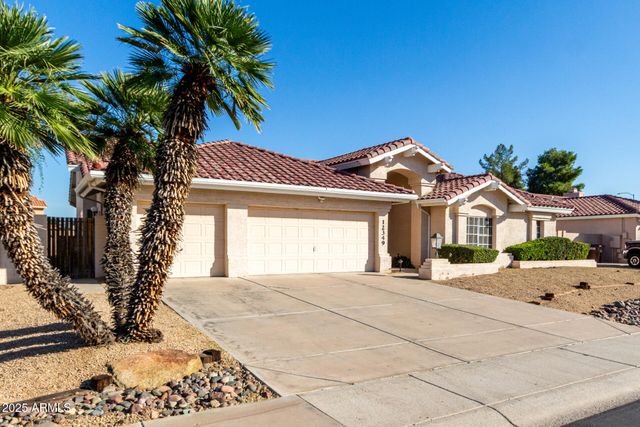 12349 N 71st Drive, Peoria, AZ 85381