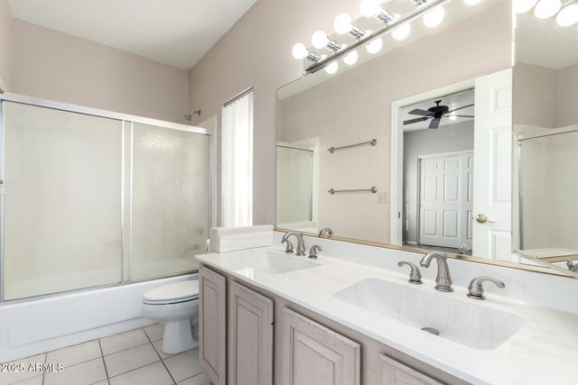 12349 N 71st Drive, Peoria, AZ 85381