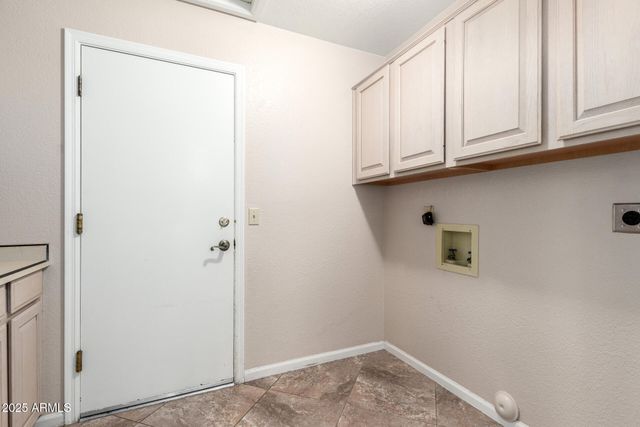 12349 N 71st Drive, Peoria, AZ 85381