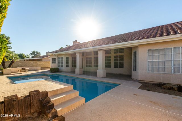 12349 N 71st Drive, Peoria, AZ 85381