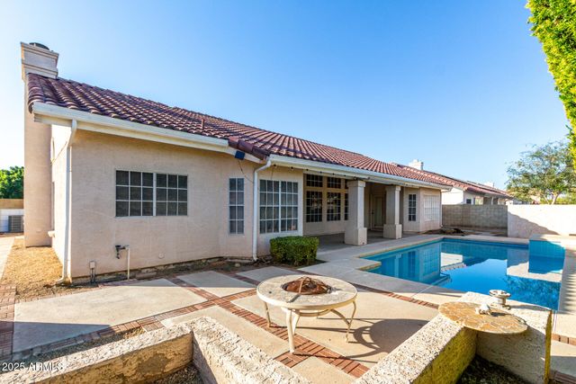 12349 N 71st Drive, Peoria, AZ 85381