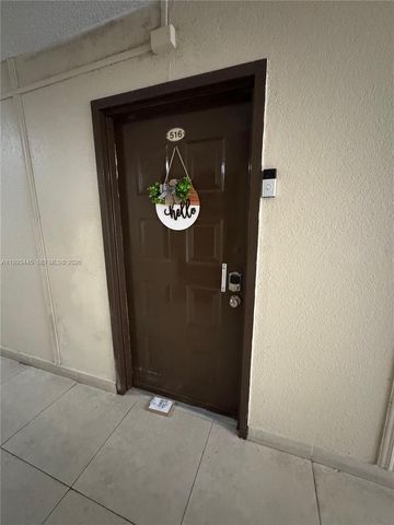 6960 Miami Gardens Dr 2-516, Hialeah, FL 33015