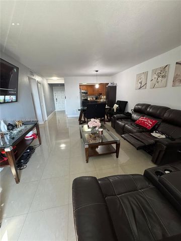 6960 Miami Gardens Dr 2-516, Hialeah, FL 33015