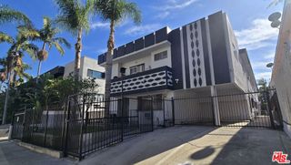 4942 Rosewood Avenue, Los Angeles, CA 90004