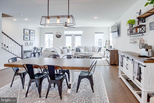 17321 VIRGINIA PINE WAY, Dumfries, VA 22026