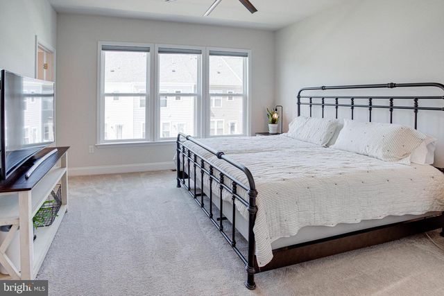 17321 VIRGINIA PINE WAY, Dumfries, VA 22026