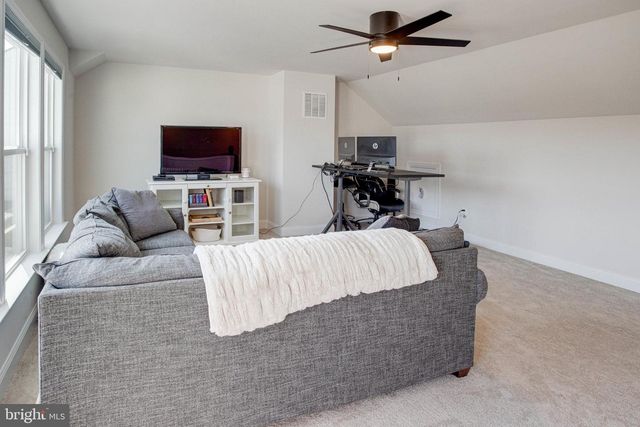 17321 VIRGINIA PINE WAY, Dumfries, VA 22026