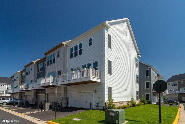 17321 VIRGINIA PINE WAY, Dumfries, VA 22026