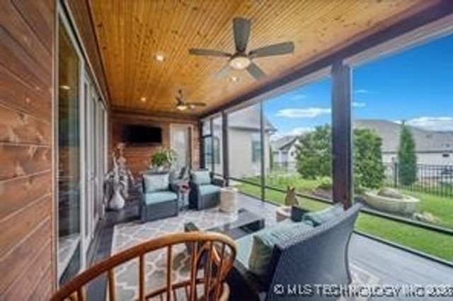 908 W 85th Street, Tulsa, OK 74132