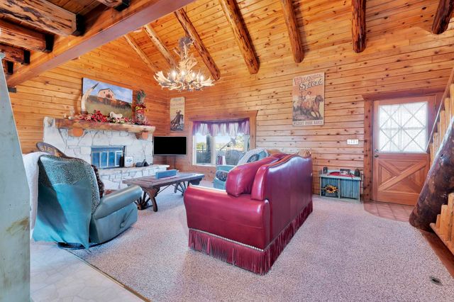 9615 S Rock Rd, Valley Center, KS 67147