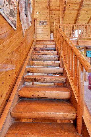 9615 S Rock Rd, Valley Center, KS 67147