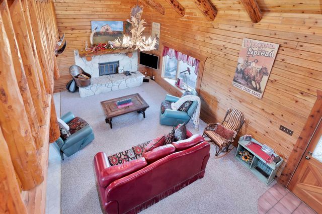 9615 S Rock Rd, Valley Center, KS 67147