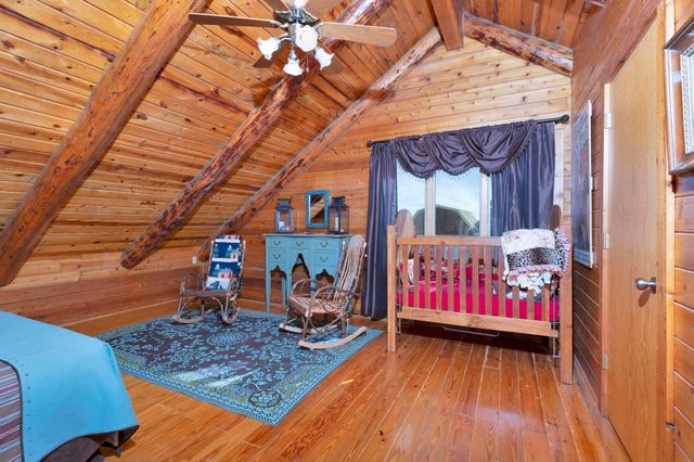 9615 S Rock Rd, Valley Center, KS 67147