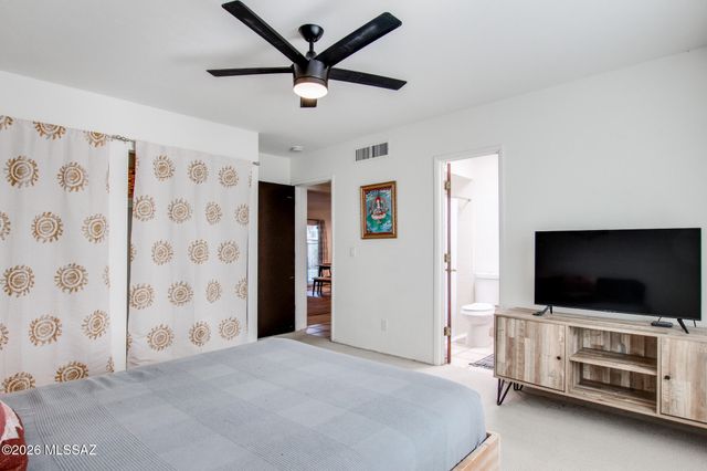 9771 E Sellarole Road, Tucson, AZ 85730