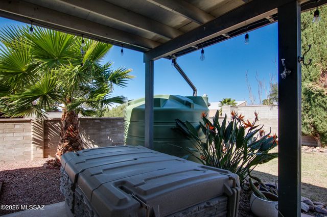 9771 E Sellarole Road, Tucson, AZ 85730