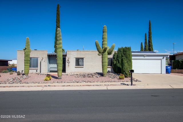 9771 E Sellarole Road, Tucson, AZ 85730