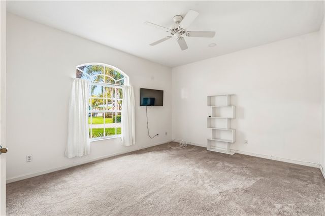 5410 25th Place, Vero Beach, FL 32966