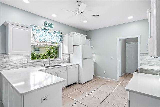 5410 25th Place, Vero Beach, FL 32966