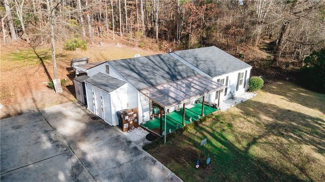 3184 Newcastle Way, Snellville, GA 30039